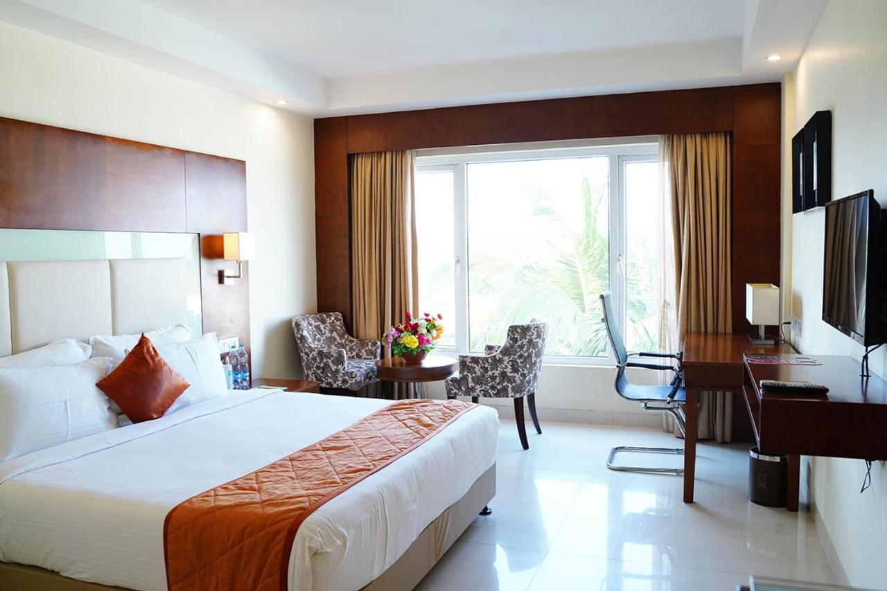 Quality Inn Viha Kumbakonam Exterior foto